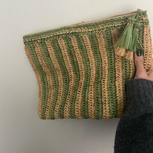 Green and tan raffia clutch